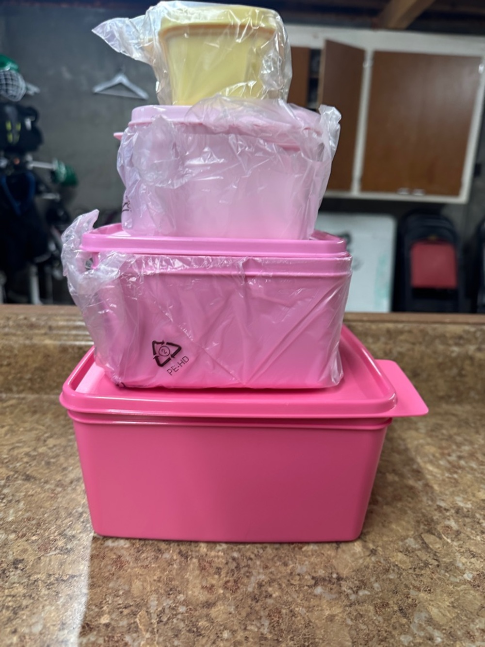 Tupperware Pink Nesting Plastic Food Storage Containers - 4 Piece Set